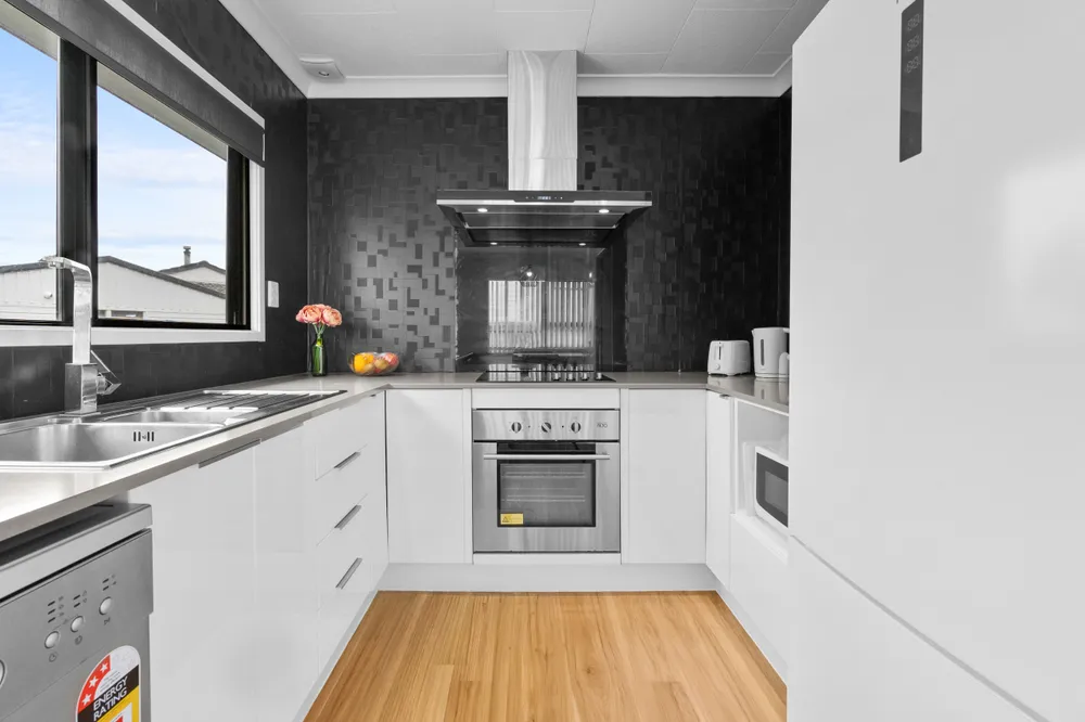 Photos of 54 Meadowood Drive