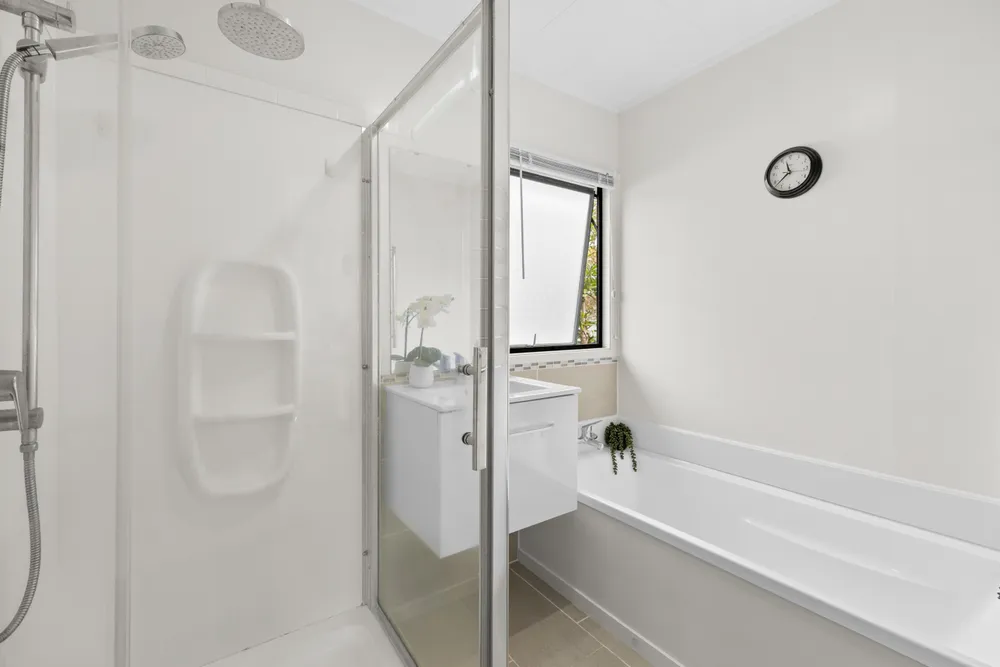 Photos of 54 Meadowood Drive