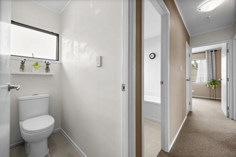 Photos of 54 Meadowood Drive