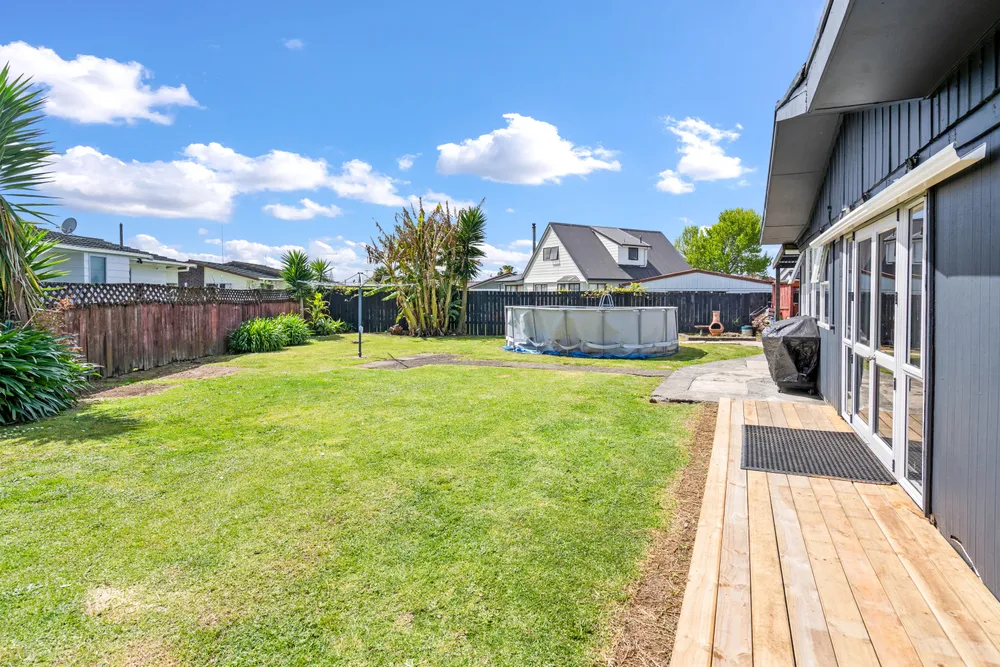 Photos of 54 Denby Crescent