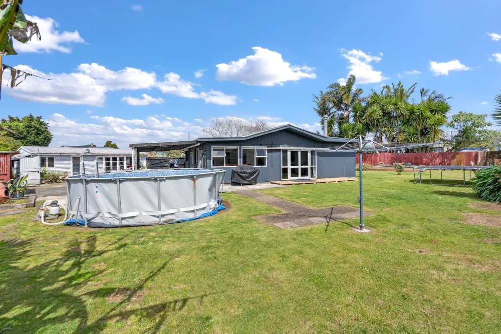 Photos of 54 Denby Crescent