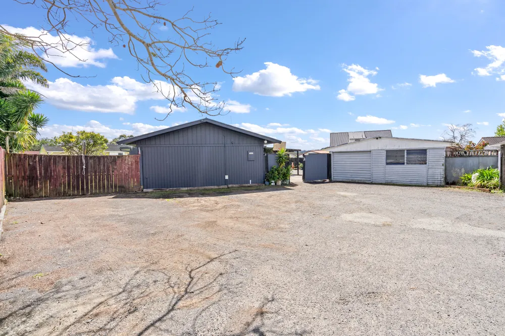 Photos of 54 Denby Crescent