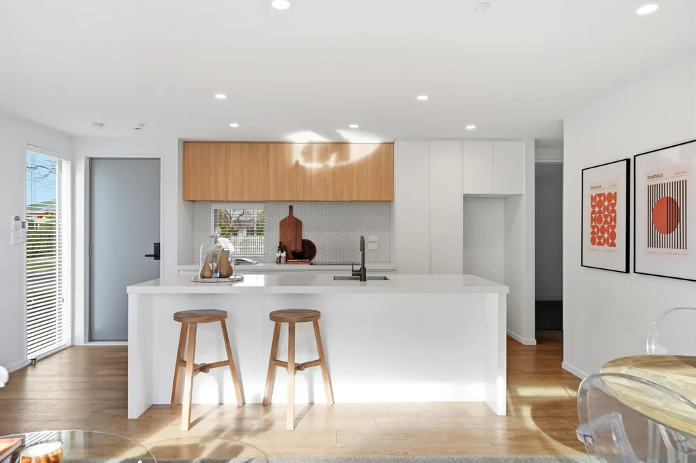 Photos of 31 Oxley Avenue
