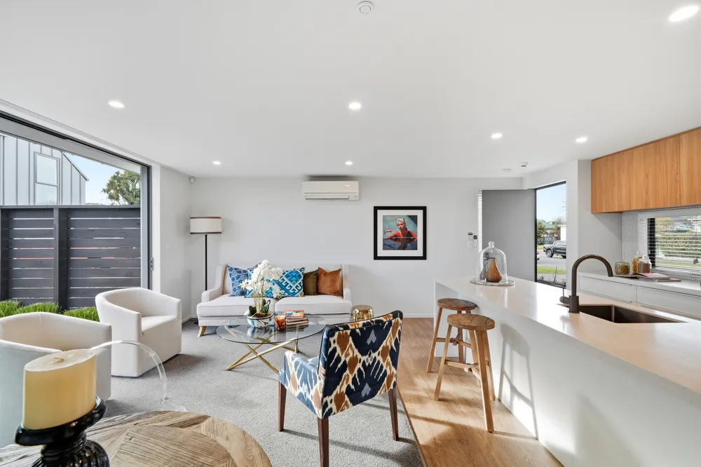 Photos of 31 Oxley Avenue