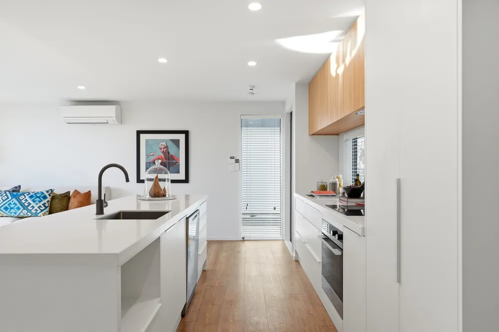 Photos of 31 Oxley Avenue