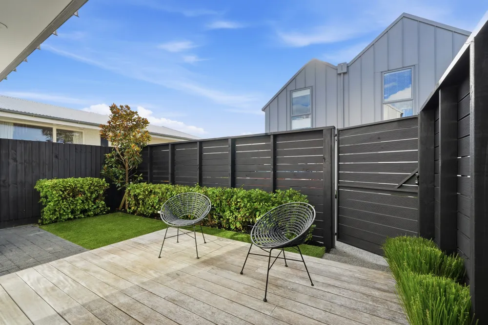 Photos of 31 Oxley Avenue