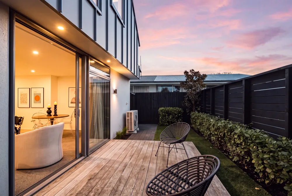 Photos of 31 Oxley Avenue