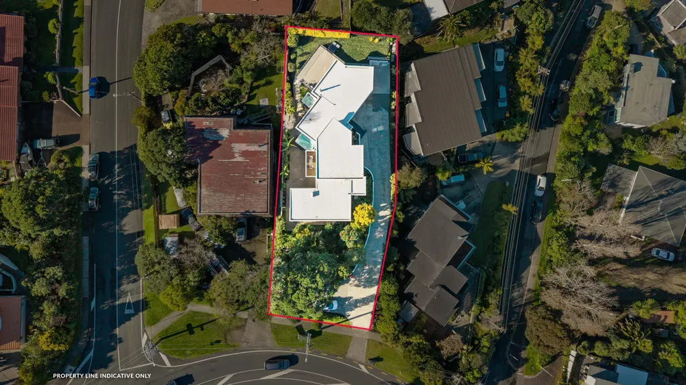 Photos of 825 Beach Road