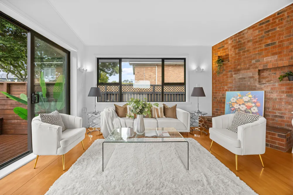 Photos of 100 Ruawai Road