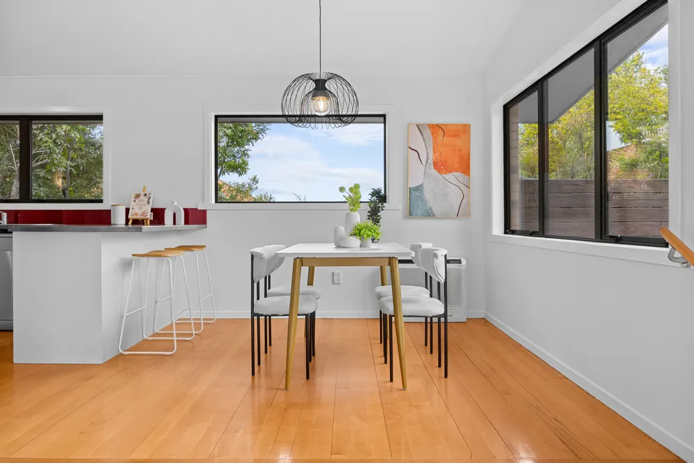 Photos of 100 Ruawai Road