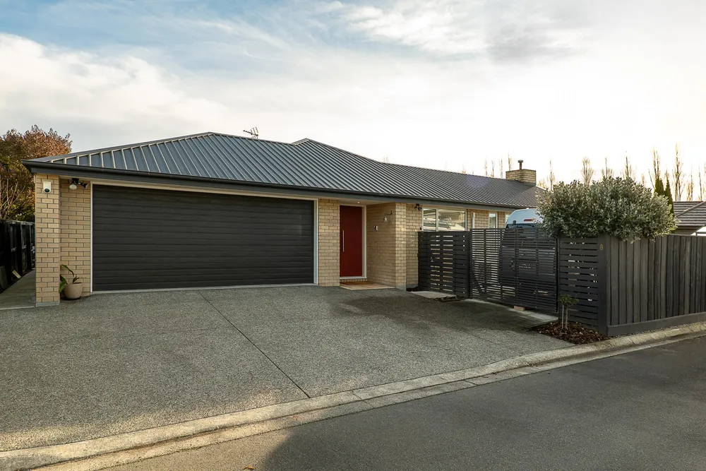 Photos of 8 Rivers Edge