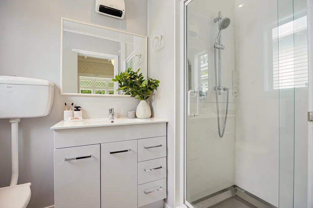 Photos of 5 Kenyon Avenue