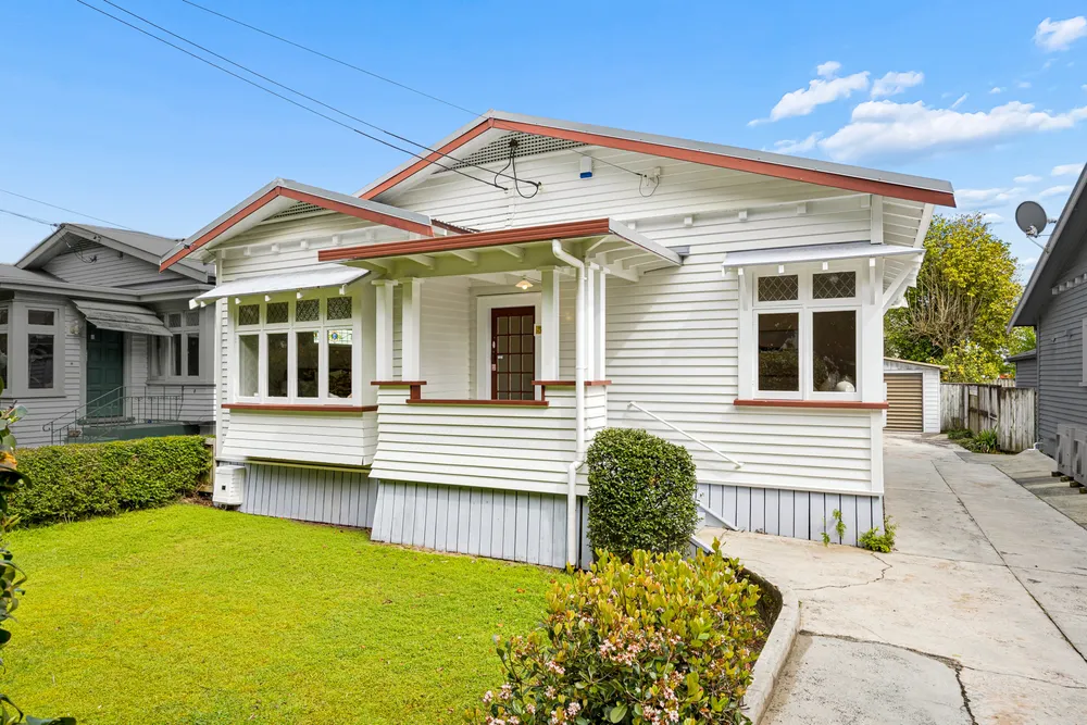 Photos of 5 Kenyon Avenue