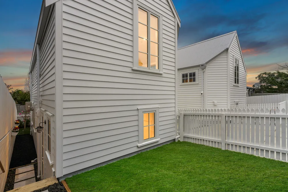 Photos of 240 Rangatira Road
