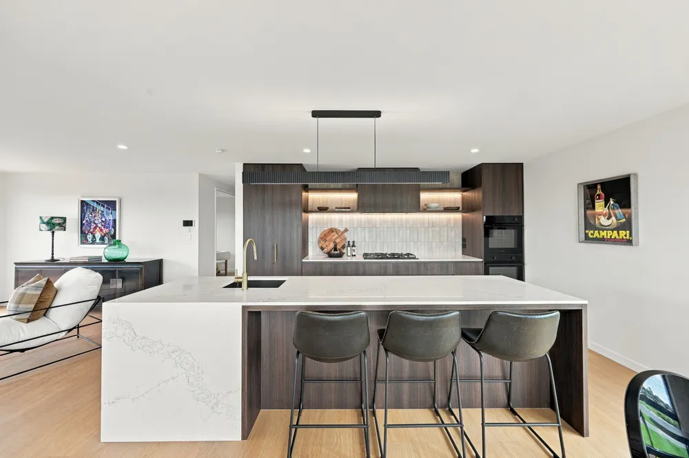 Photos of 135 Ridgeland Way