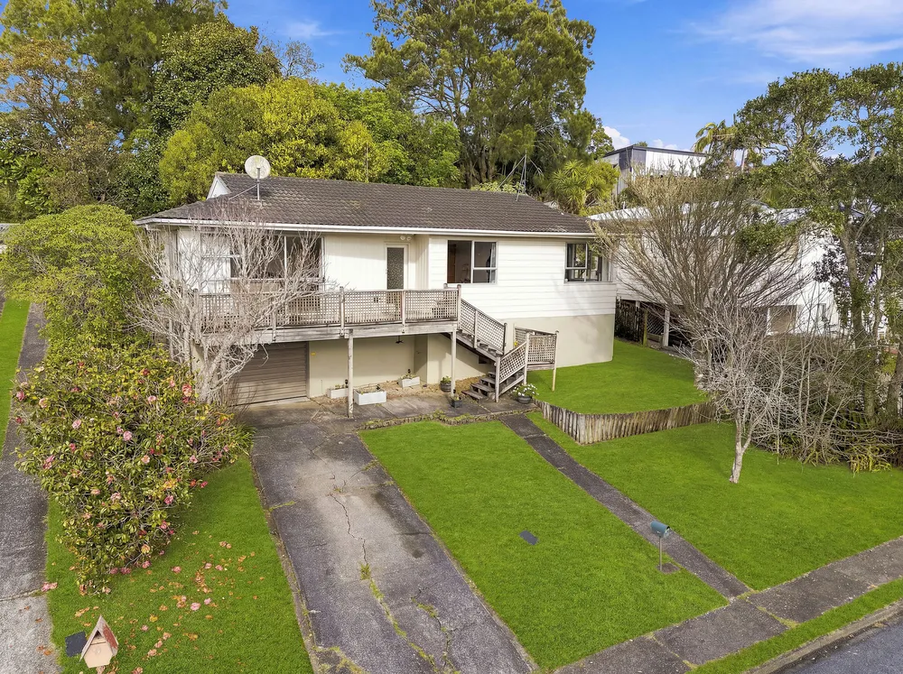 Photos of 66 Alexander Avenue