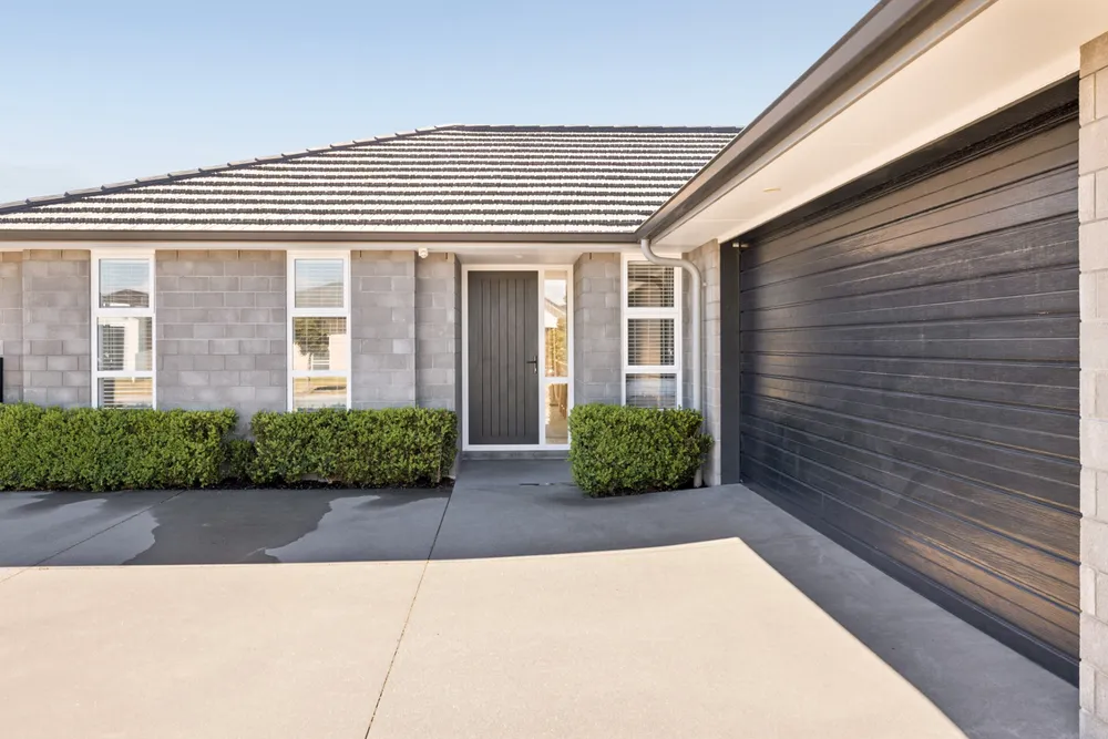 Photos of 10 Te Kio Crescent