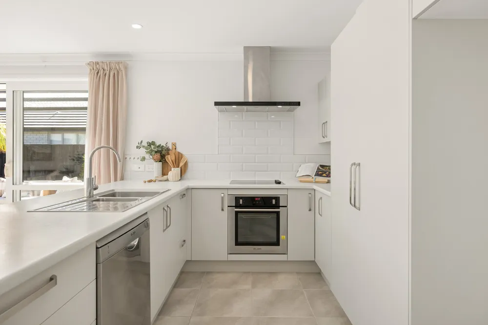 Photos of 10 Te Kio Crescent