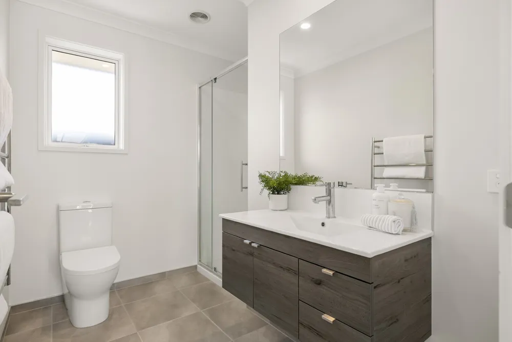 Photos of 10 Te Kio Crescent