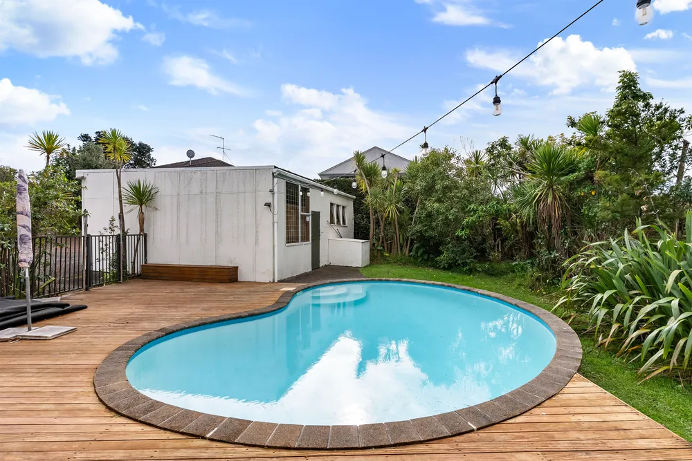 Photos of 68 Raleigh Road
