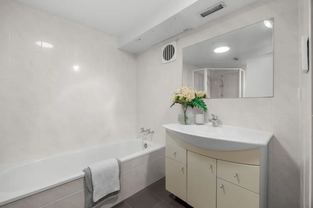 Photos of 17 Debron Avenue