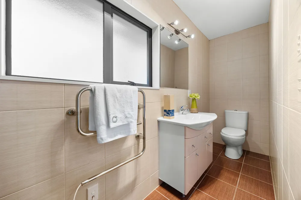 Photos of 17 Debron Avenue