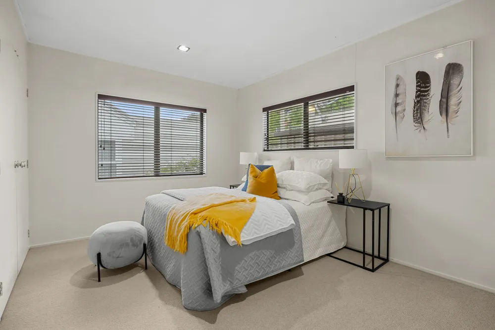 Photos of 17 Debron Avenue