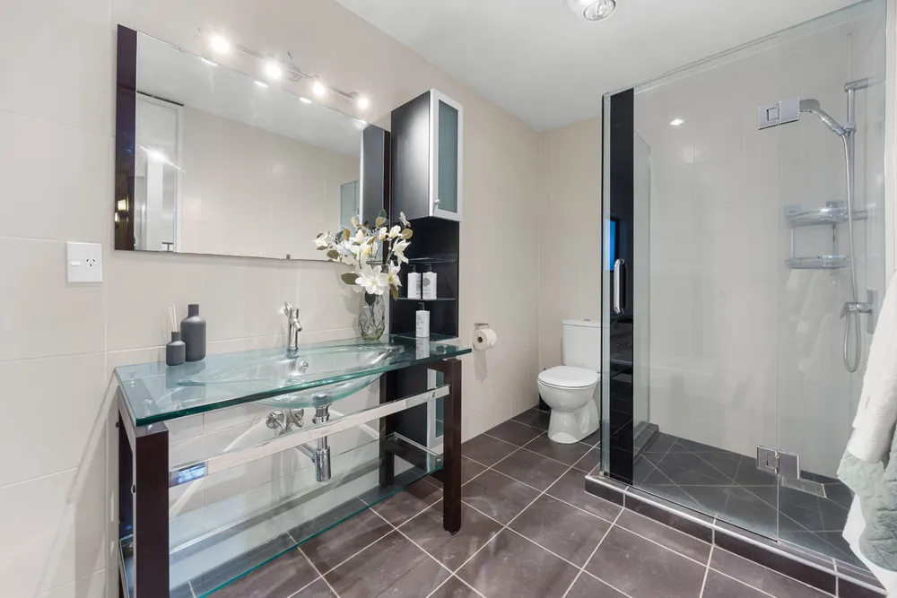 Photos of 17 Debron Avenue