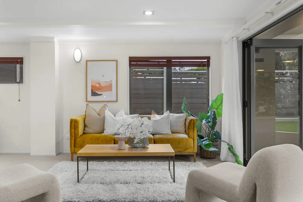 Photos of 17 Debron Avenue