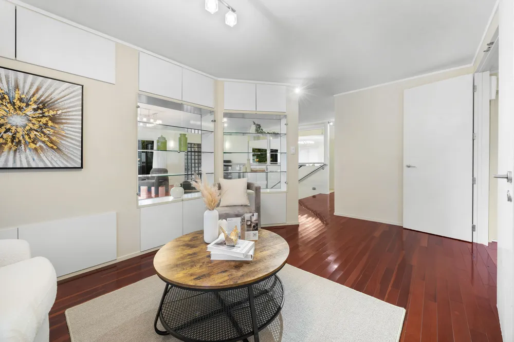 Photos of 17 Debron Avenue