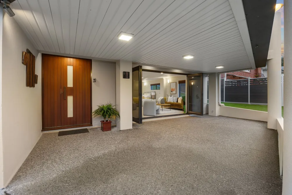 Photos of 17 Debron Avenue