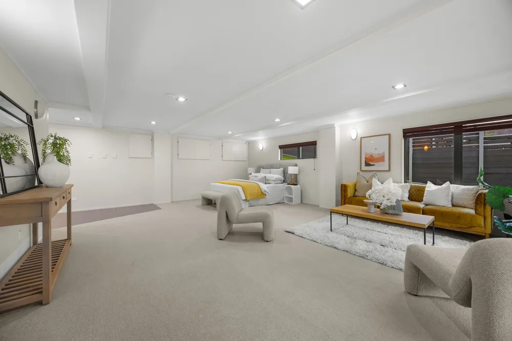 Photos of 17 Debron Avenue