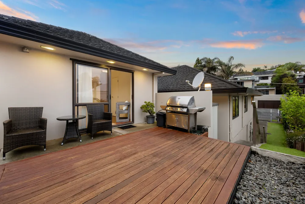 Photos of 17 Debron Avenue