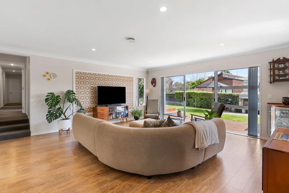 Photos of 54 Kuripaka Crescent