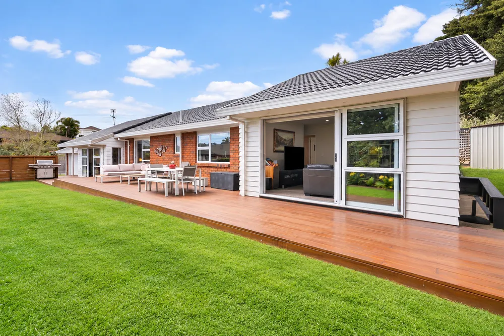 Photos of 54 Kuripaka Crescent