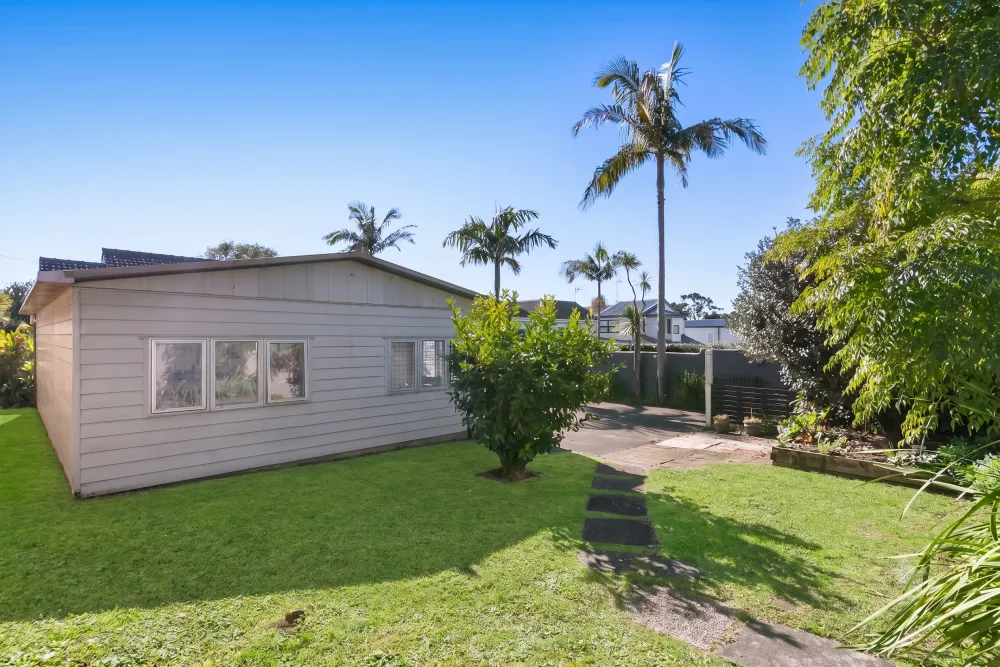 Photos of 75 Wainui Avenue