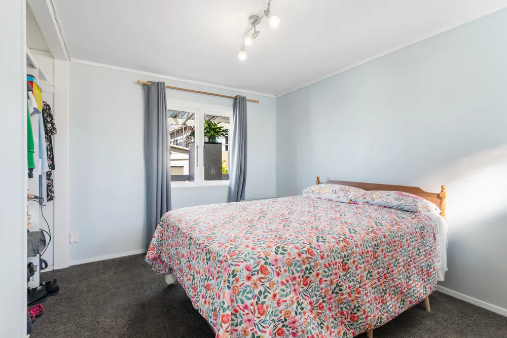 Photos of 75 Wainui Avenue