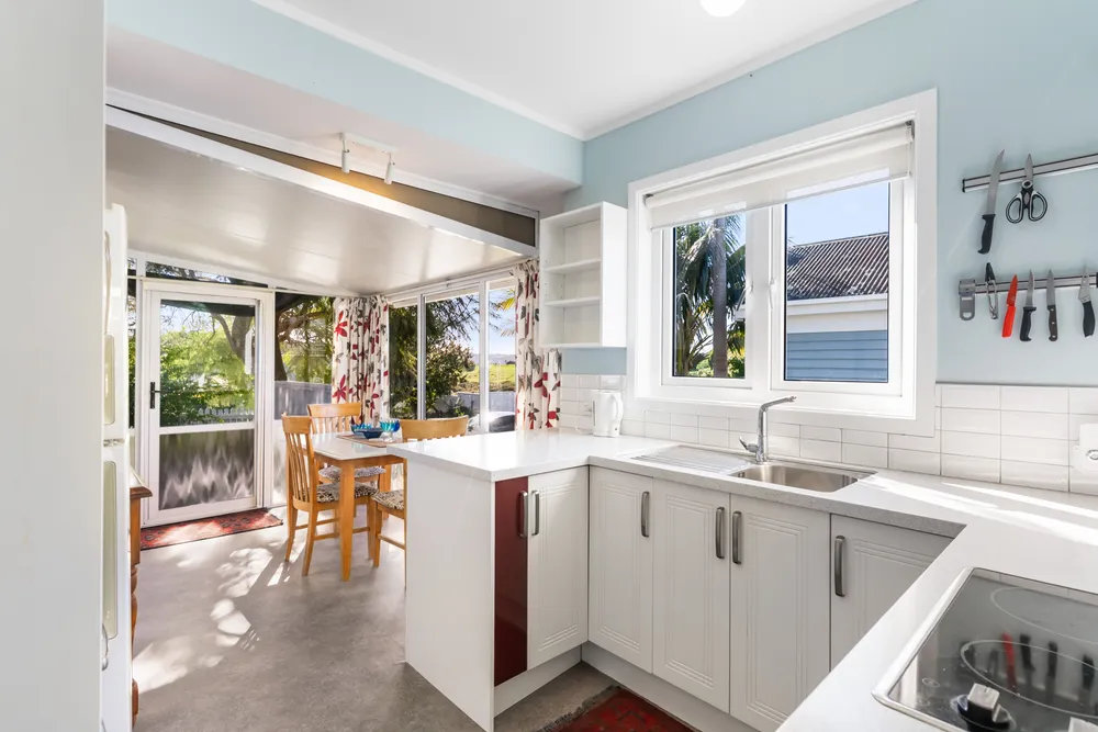 Photos of 75 Wainui Avenue
