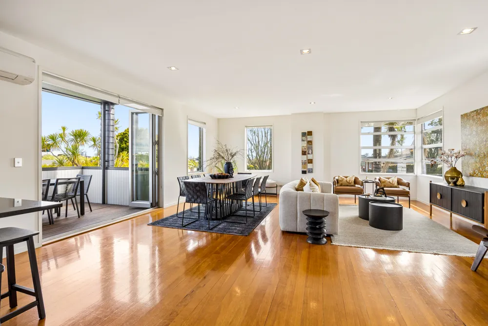 Photos of 681A Remuera Road