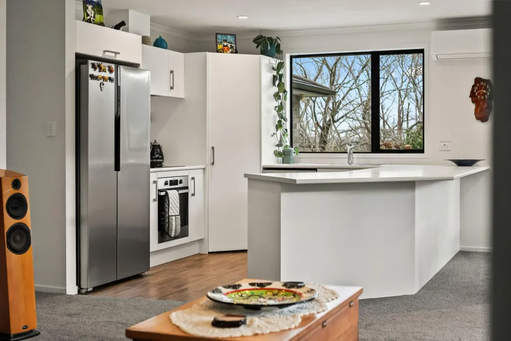 Photos of 100B Newton Road