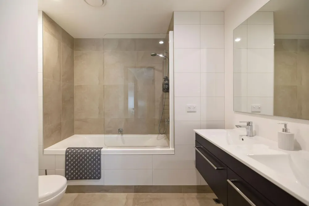 Photos of 13/22 Hallenstein Street