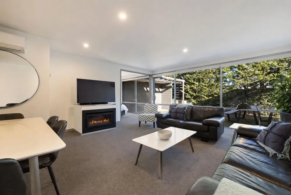 Photos of 13/22 Hallenstein Street