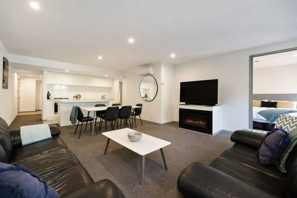 Photos of 13/22 Hallenstein Street