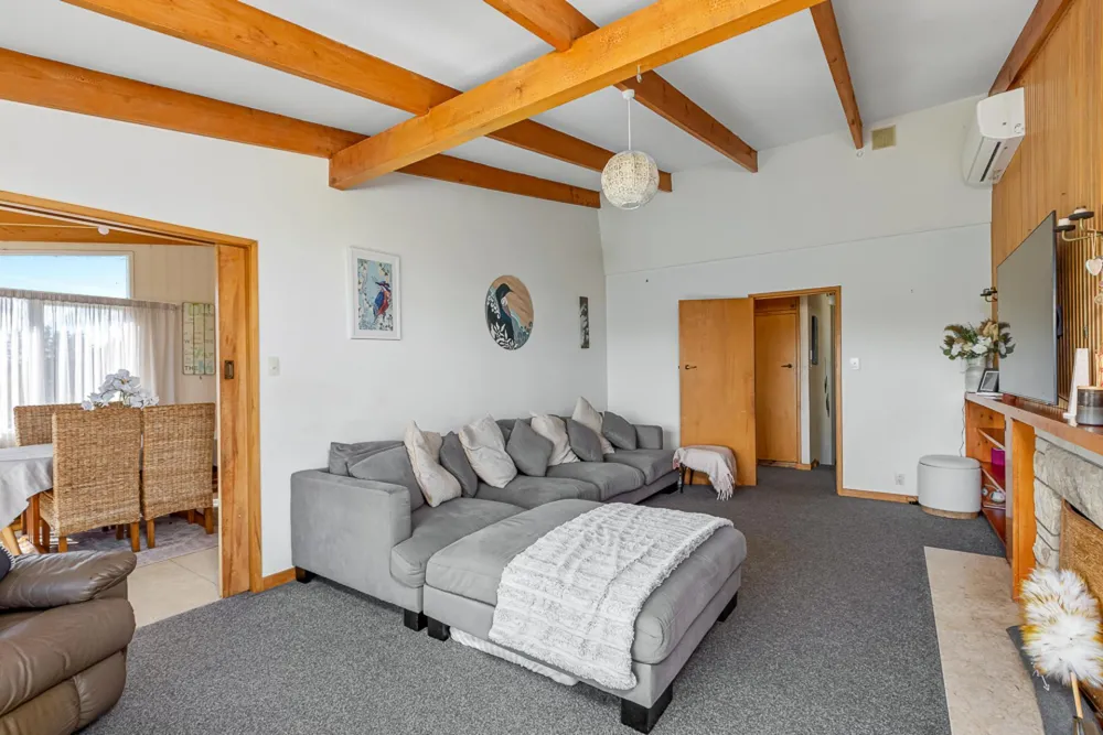 Photos of 123 Whakapirau Road
