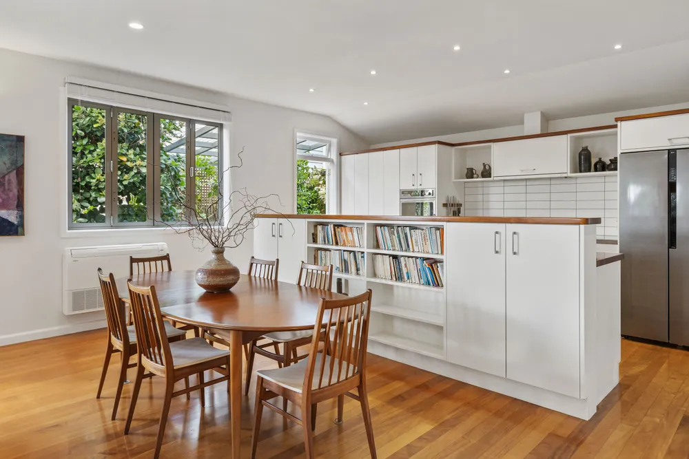 Photos of 8A Ely Avenue