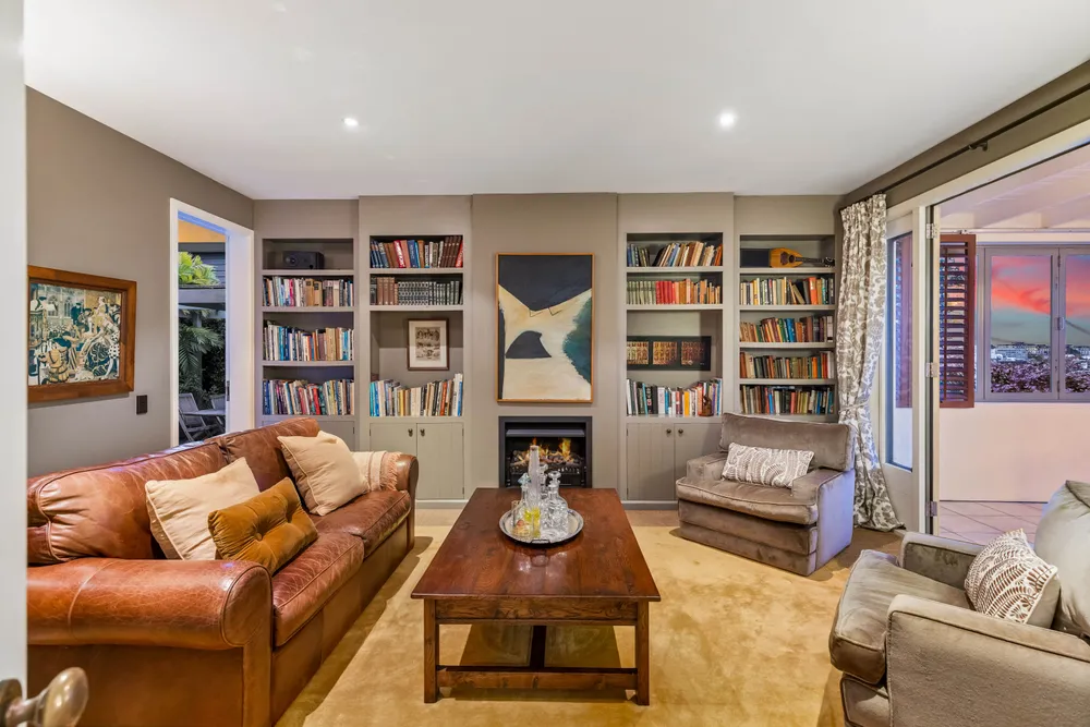 Photos of 8A Ely Avenue