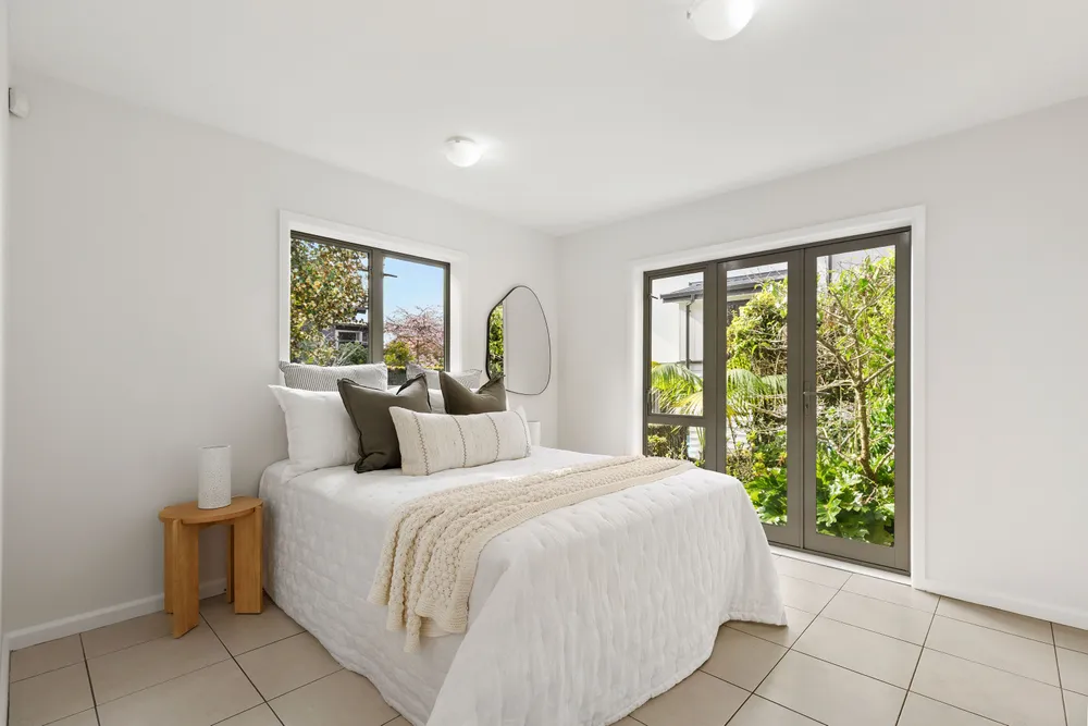 Photos of 8A Ely Avenue