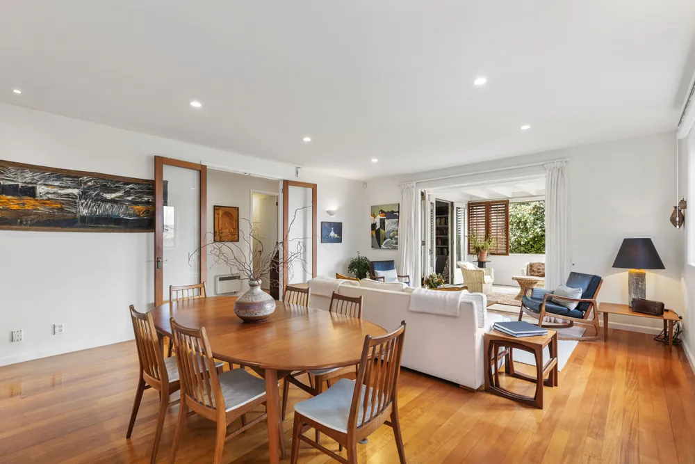 Photos of 8A Ely Avenue