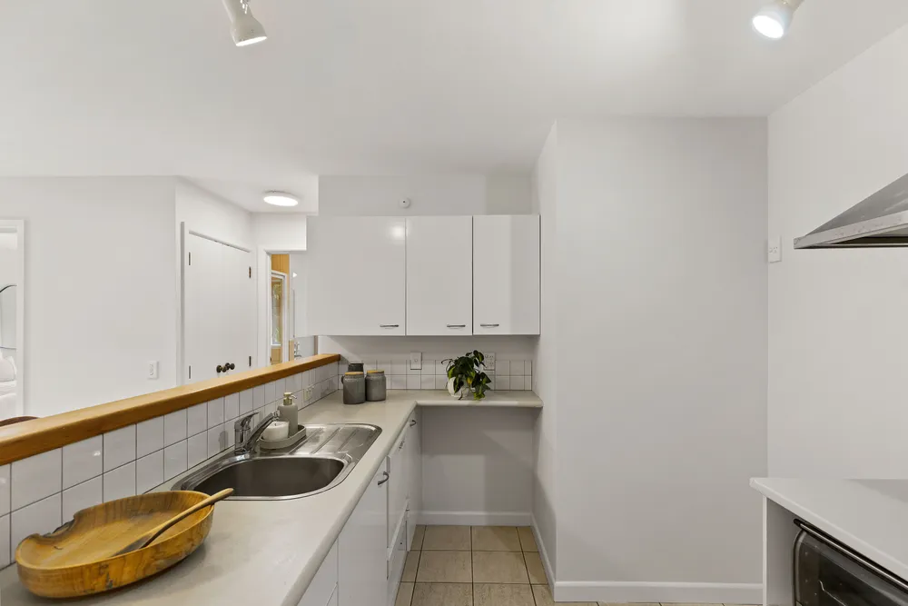 Photos of 8A Ely Avenue