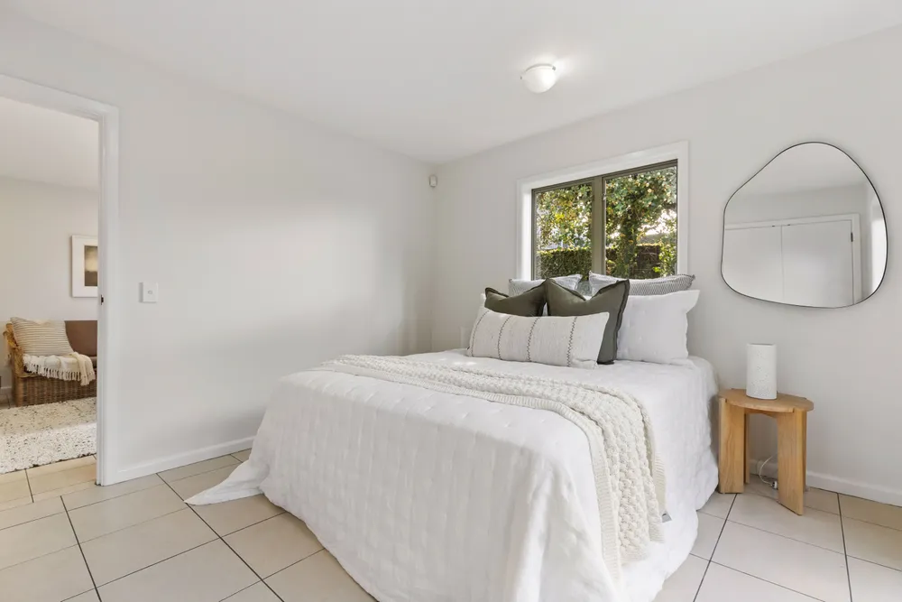 Photos of 8A Ely Avenue